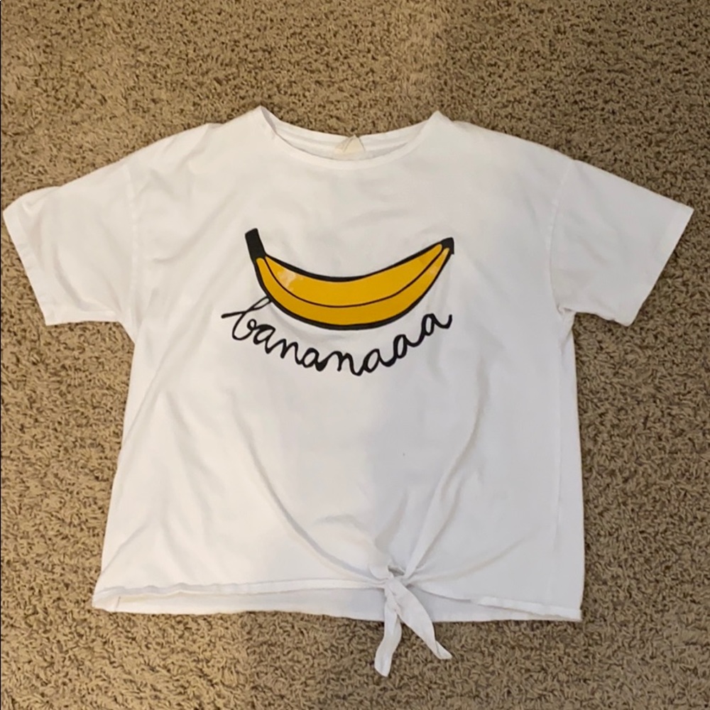 Cute Forever 21 banana top